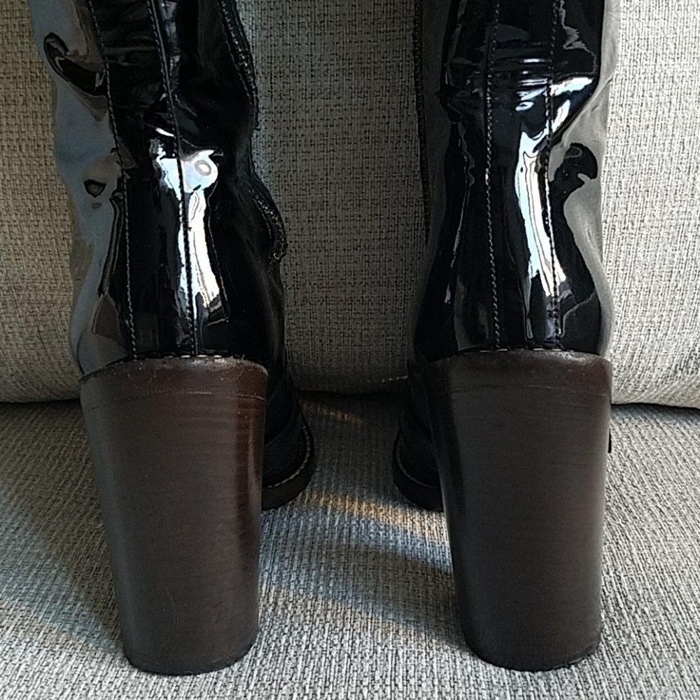 DOLCE & GABBANA Patent Leather Boots - Picture 6 of 13